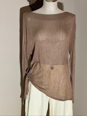 Lightweight Knit Long-Sleeve Top in Taupe